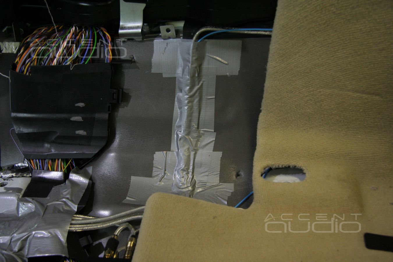 Модернизация аудиосистемы в Jaguar XF