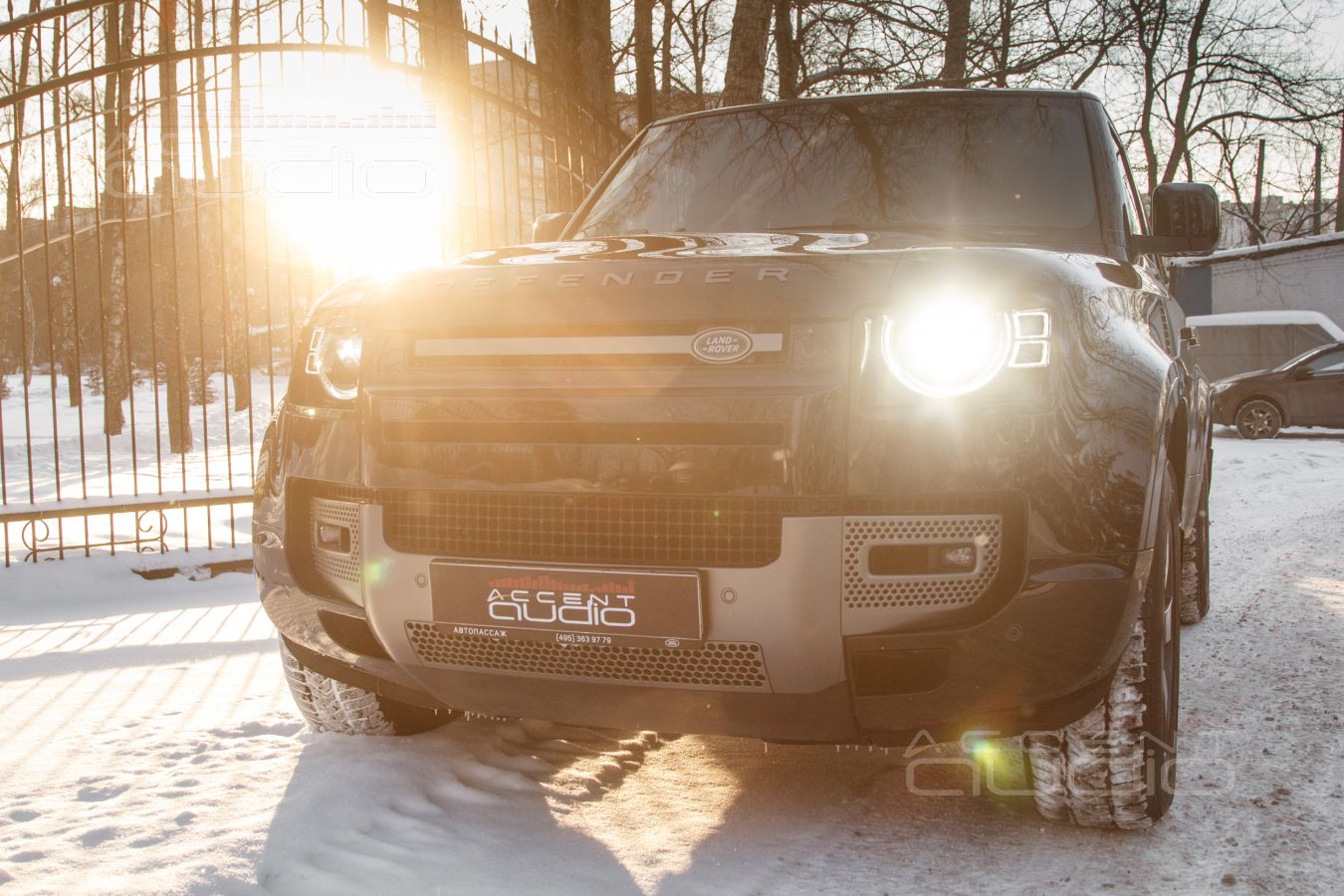 Hi-End из Германии для великолепного английского внедорожника LR Defender