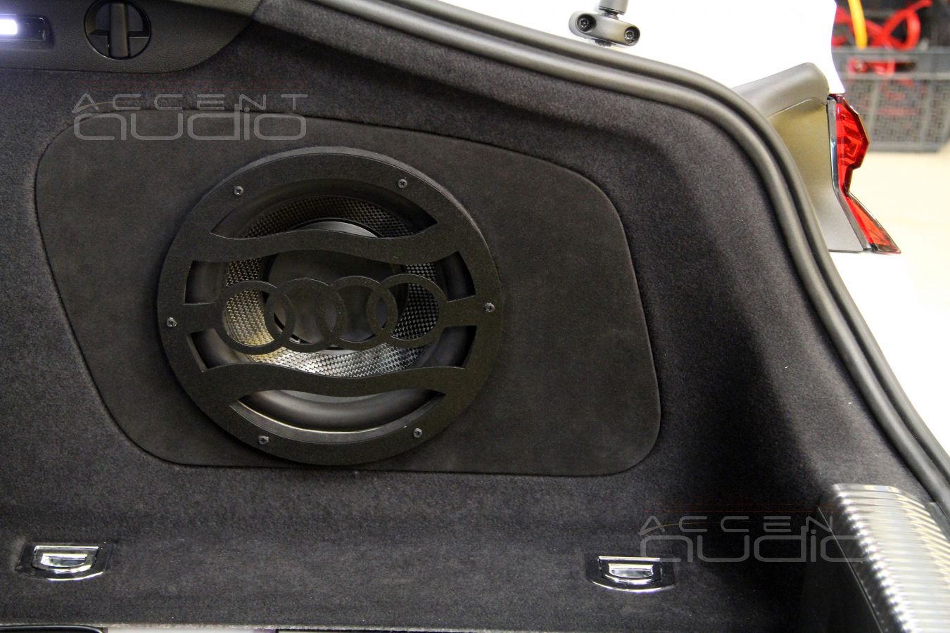 Сабвуфер-стелс: неизменное будущее для Audi A5