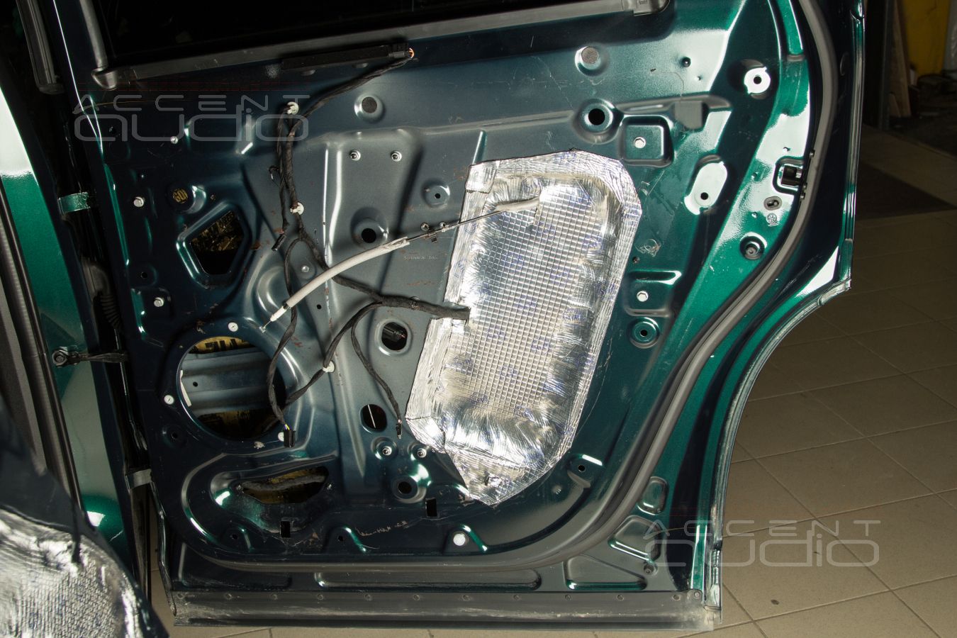 Коротко о тыловой акустике в Exeed и её обновлении