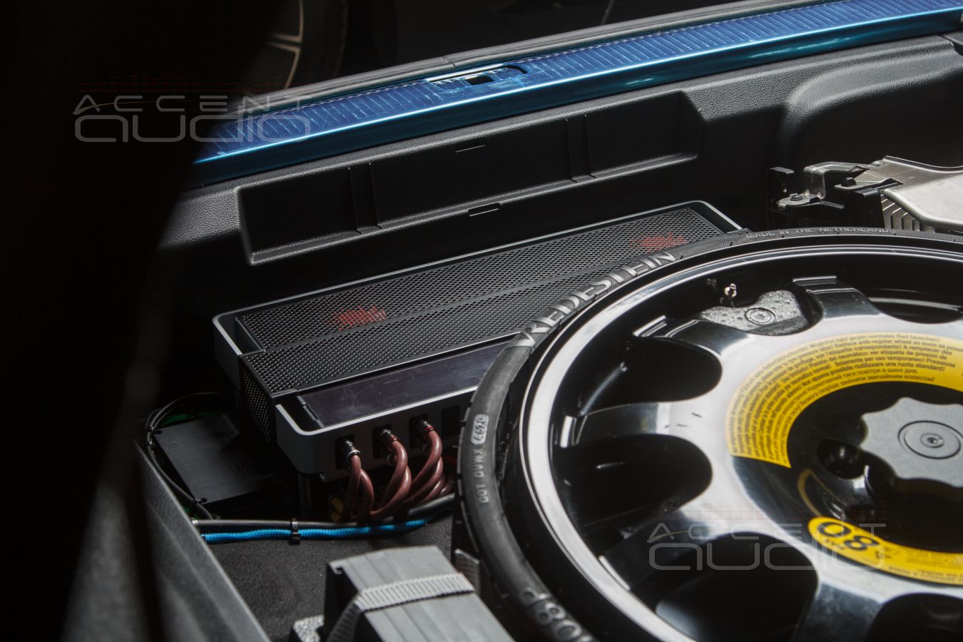 Установка усилителей и аудиопроцессора в Audi SQ7