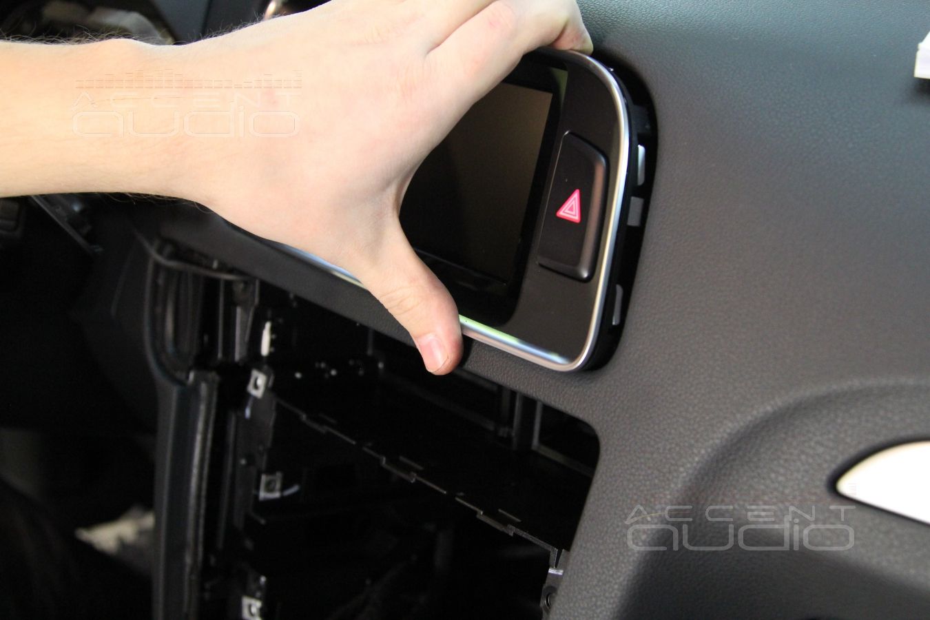 Процесс установки Alpine X701D-A