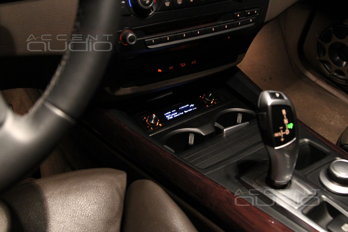 Процессорная магнитола класса H-End в BMW X5