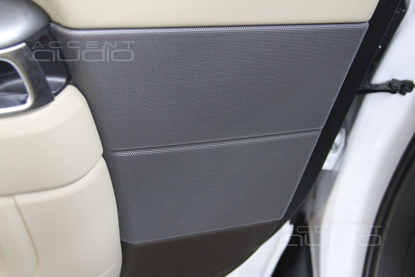 Аудиосистема в новом Range Rover Sport: как это может быть ?