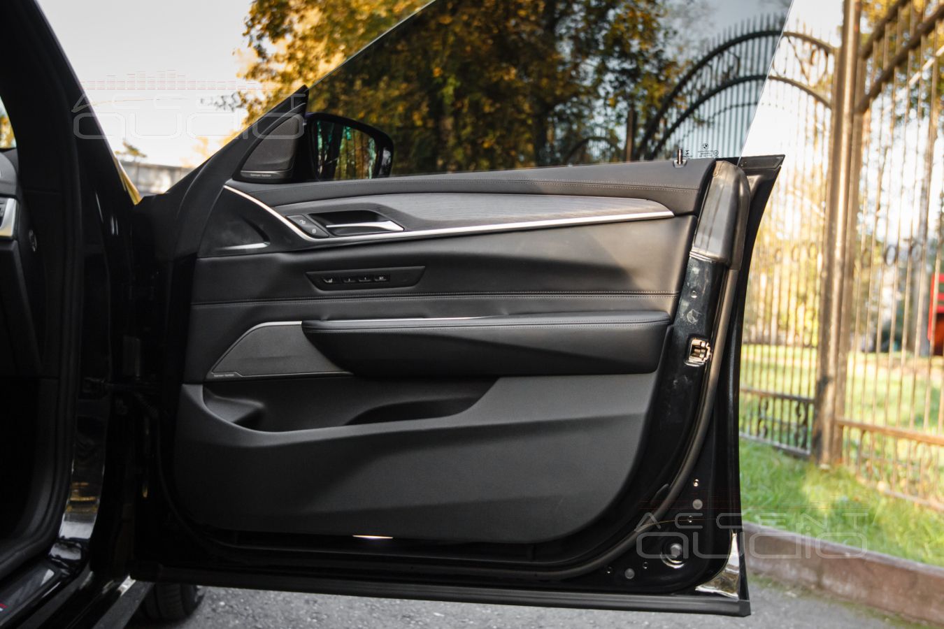 Виброизоляция дверей и установка СЧ и ВЧ излучателей GroundZero по заводским местам