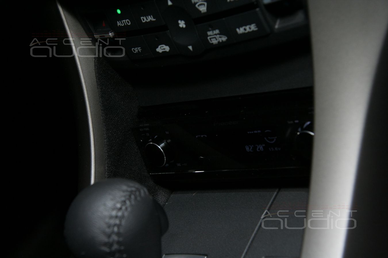 Параллельные Аккорды: две совершенно разные инсталляции на Honda Accord NEW