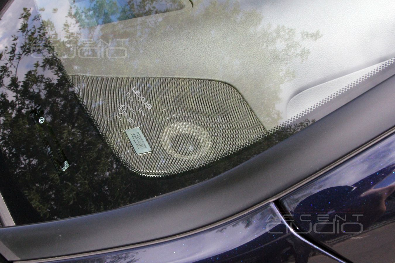 Среднечастотники: Установка фронтальной акустики Focal Performance PS165F3 в Lexus RX350 