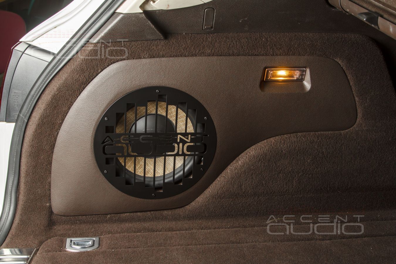 Update 2023: наше лучшее решение по исполнению корпуса сабвуфера для Touareg