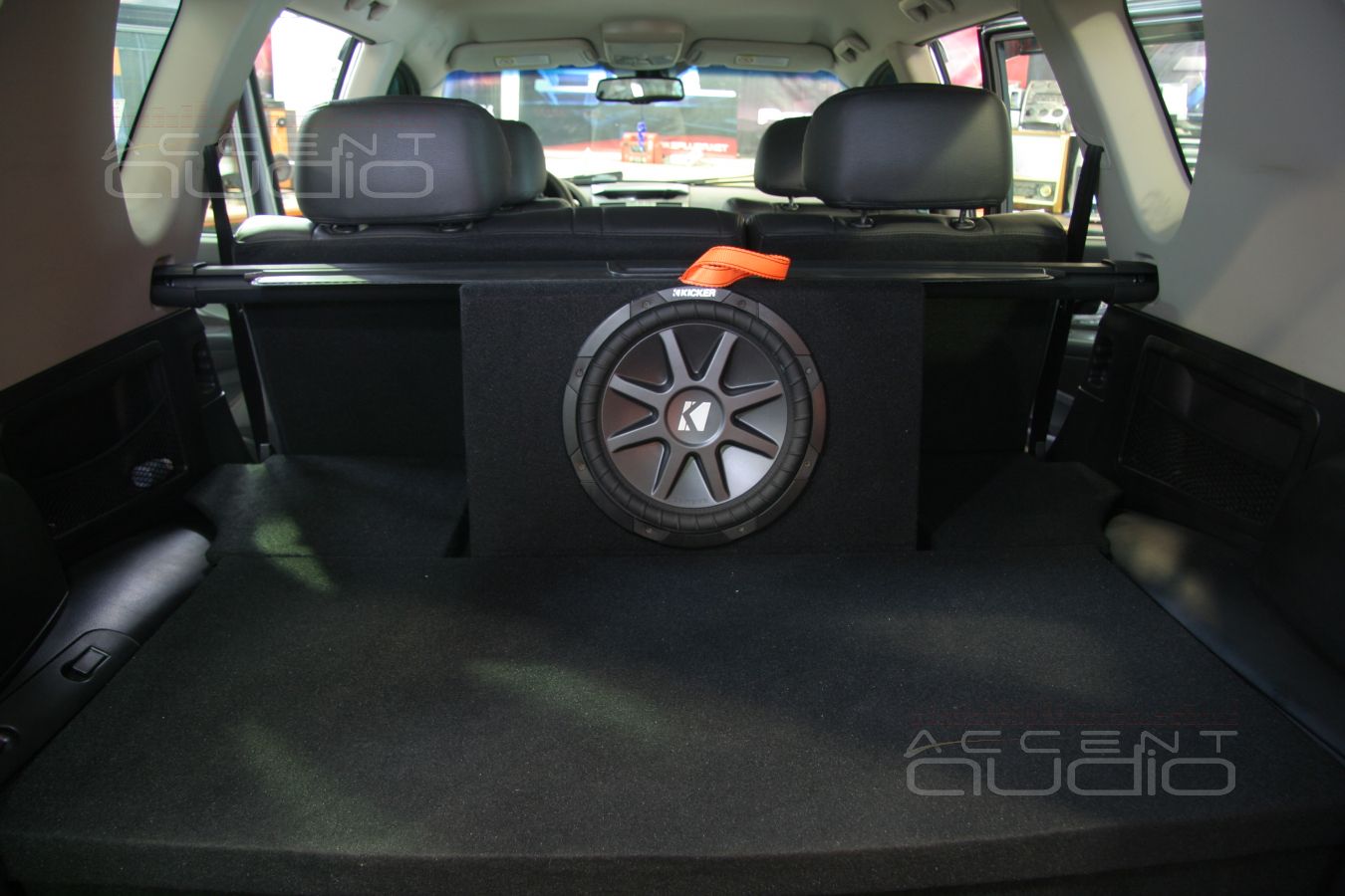 Сабвуфер-трансформер для SsangYong Rexton