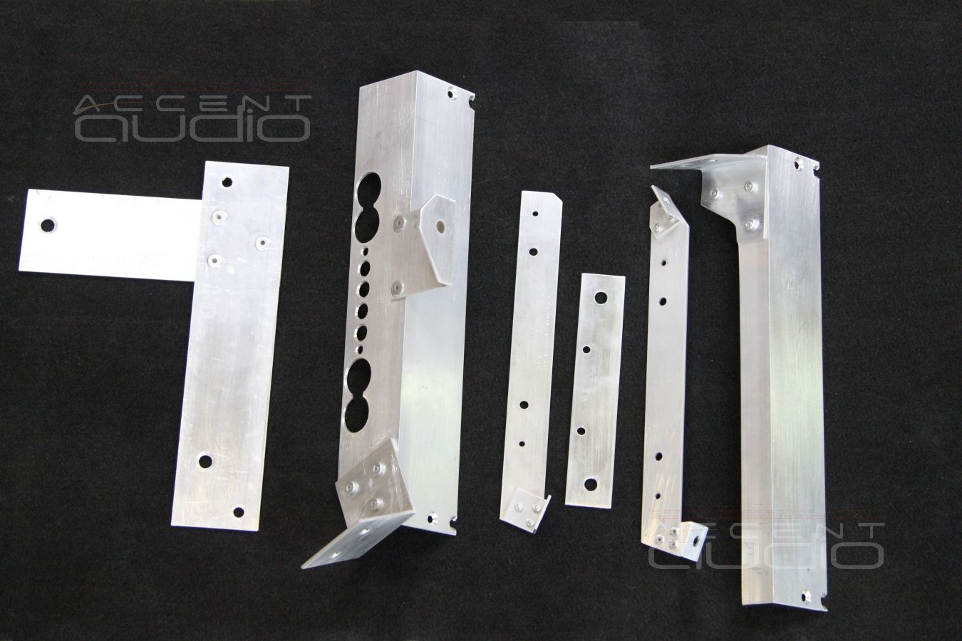 Установка усилителей E.O.S в Range Rover Discovery