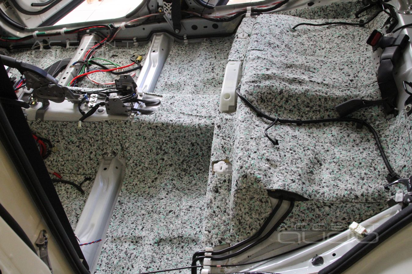 Шумоизоляция – жесткая необходимость для Subaru