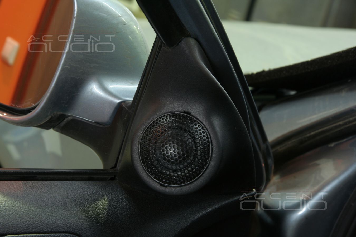 Пошив салона: добавим шкоде тепла