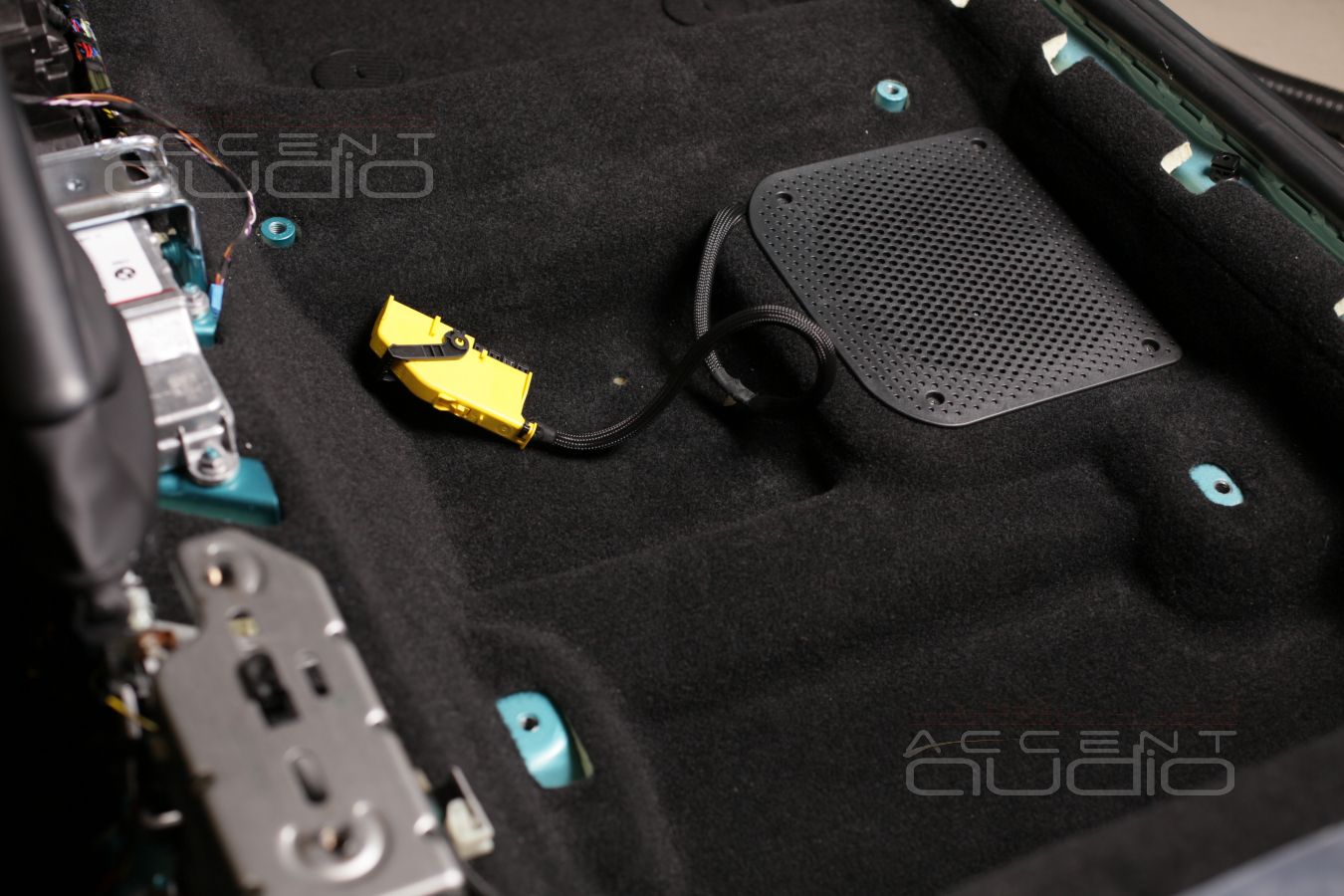 Точные Eton B 195 Neo против заводских Harman\Kardon в Mini Cooper S