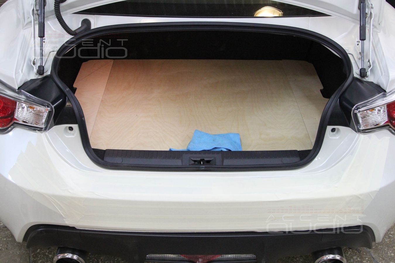 Новый пол в багажном отсеке Toyota GT86