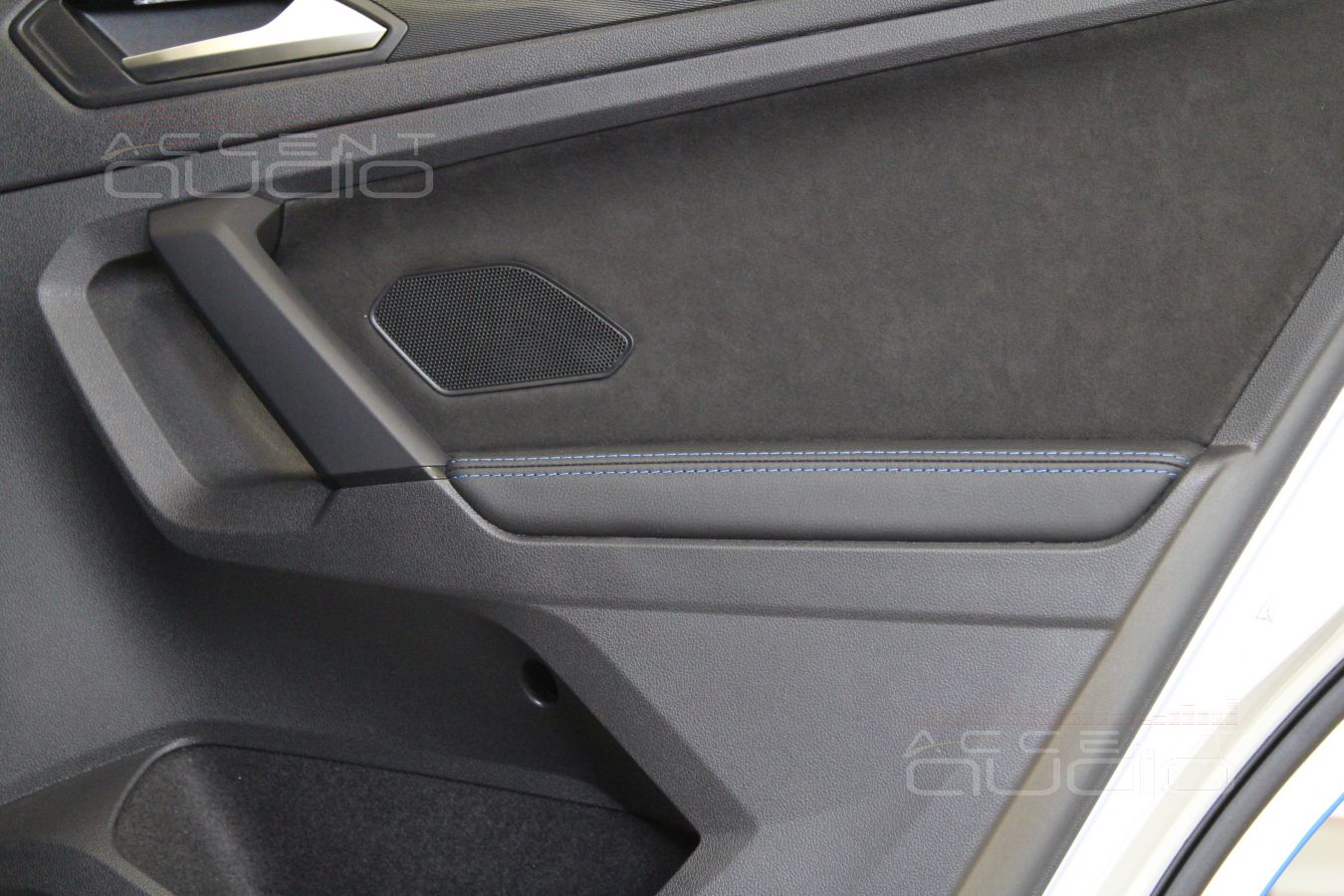 Замените эту убогую ткань !