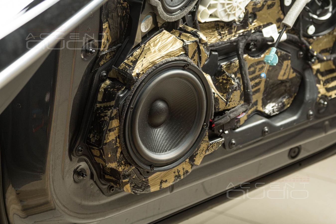 Играющие двери Audi A7 – реально и без сложностей