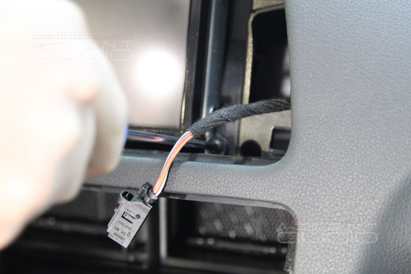 Процесс установки Alpine X701D-A