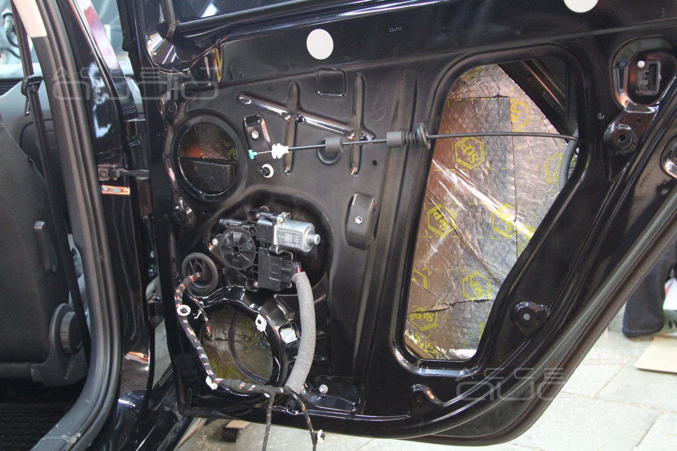 Skoda Octavia 3: качество звука + штатная магнитола