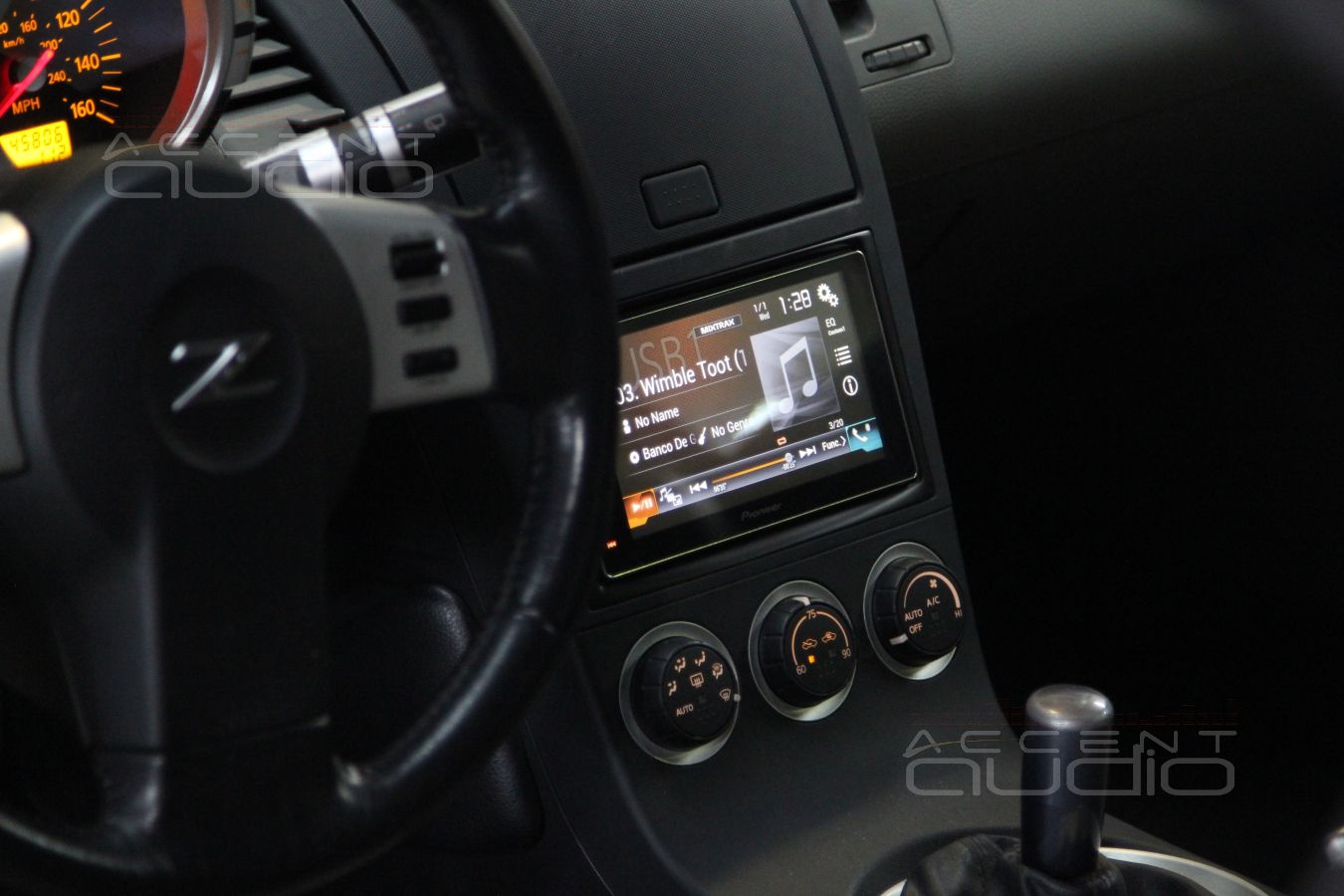 Установка магнитолы Pioneer SPH-DA120 в Nissan 350Z