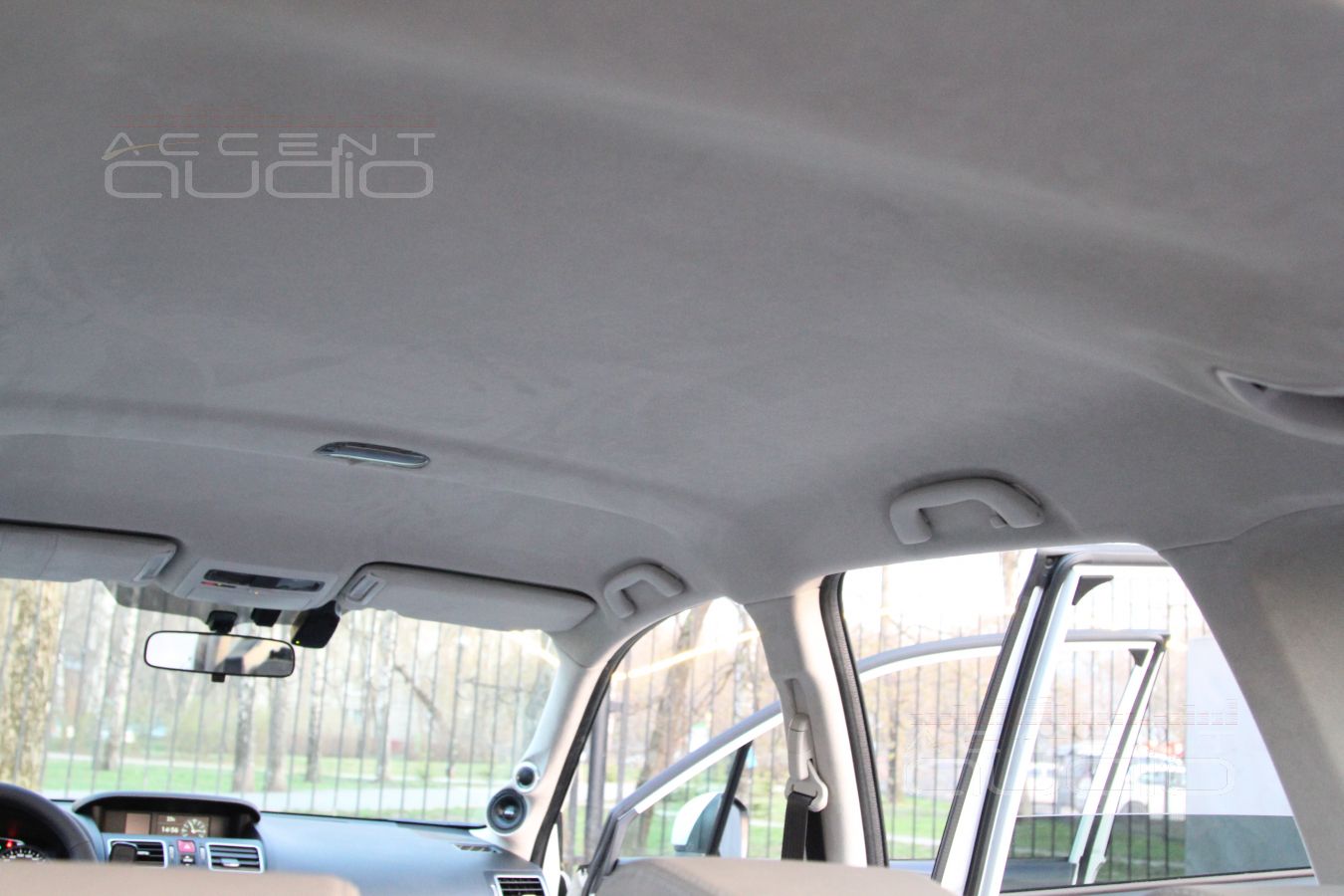 Обсуждаем техническую часть, решаем нюансы, перетягиваем потолок в Алькантару