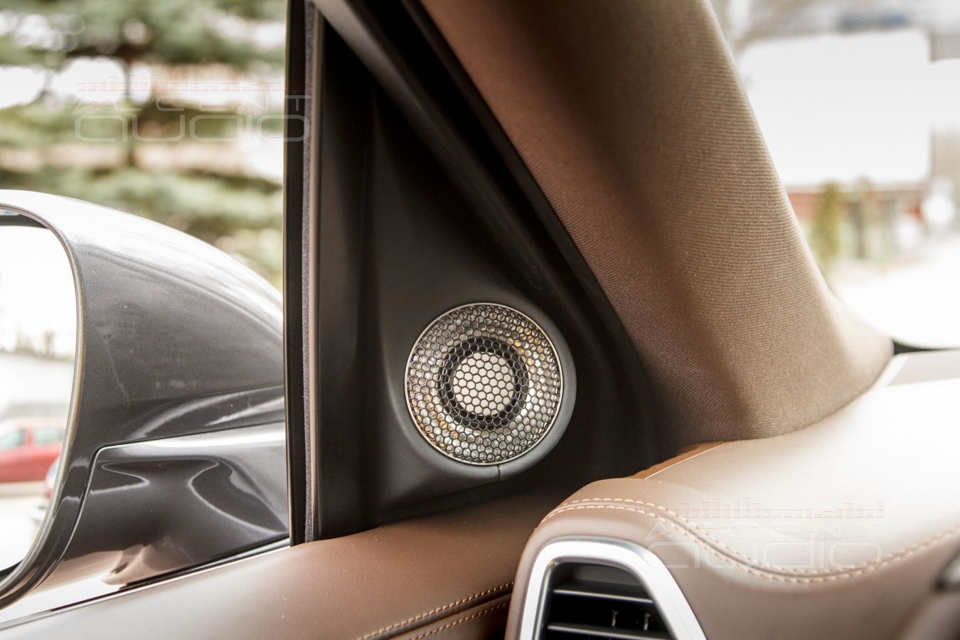 Разборчивость и кристальная чистота: твитеры Brax GL1 в Porsche Cayenne Coupe 2022