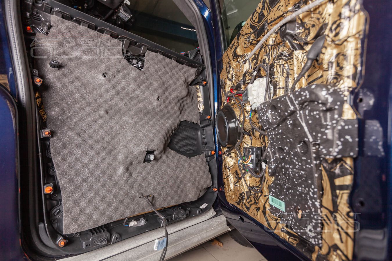 Аудиоподготовка дверей и установка фронтальных мидбасов Helix С6B в MB Vito