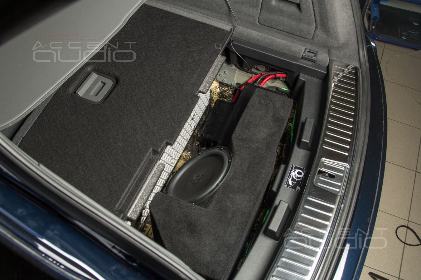 Update 2023: решение для сабвуфера в Porsche Cayenne e-hybrid