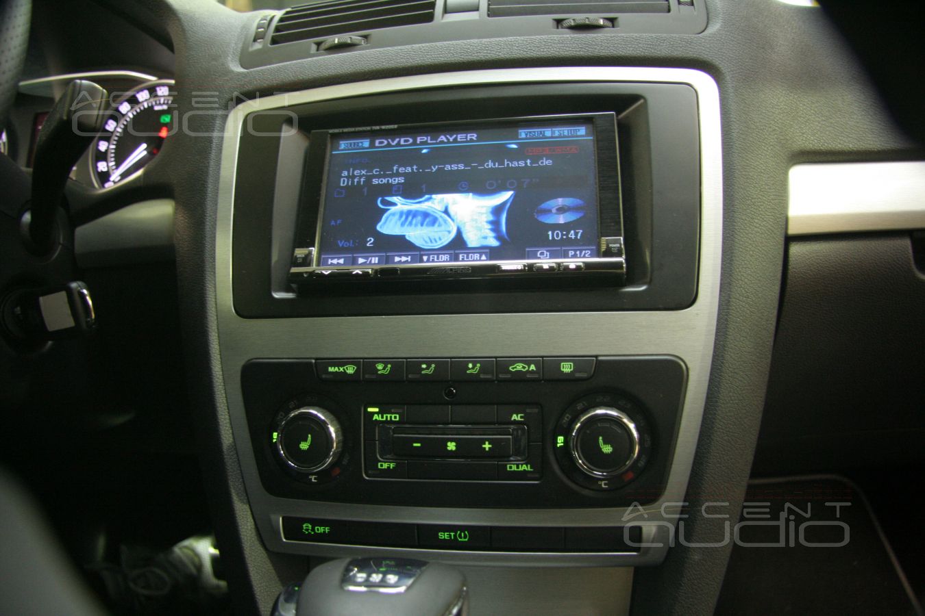 Ацкий звук для новой Skoda Octavia RS