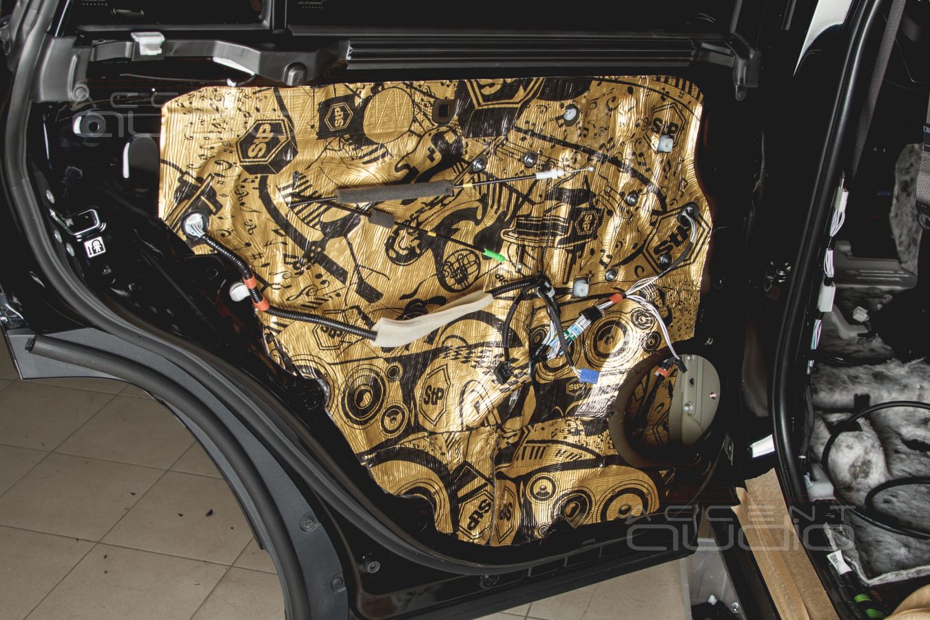 Полная шумоизоляция салона Toyota RAV4