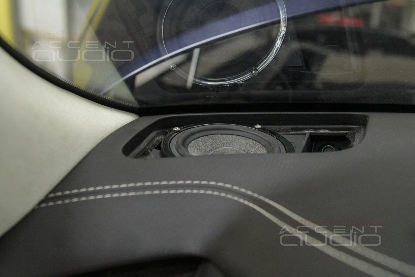 Установка акустики: установка среднечастотных Brax ML3 в торпеду Infiniti QX80