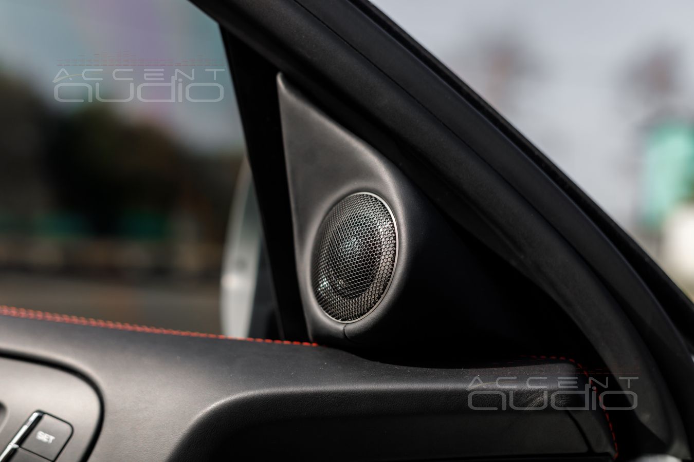 3D печать и 3D дизайн – размещение твитеров Brax ML1 в Porsche Cayenne