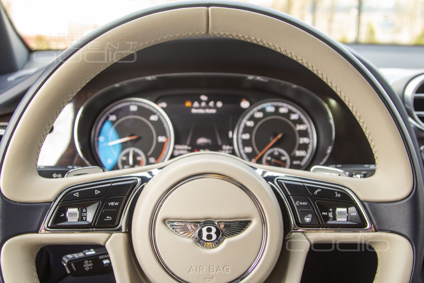 Bentley Premium Sound System от студии Accent-Audio – настоящая роскошь звука