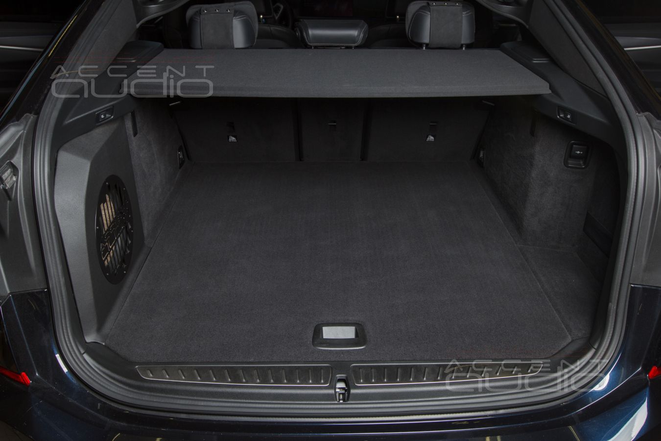 Сабвуфер-стелс – искусство снаружи, правильный бас изнутри