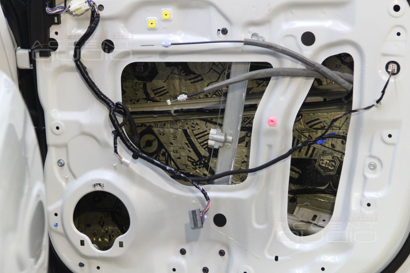 Шумоизоляция дверей Acura MDX