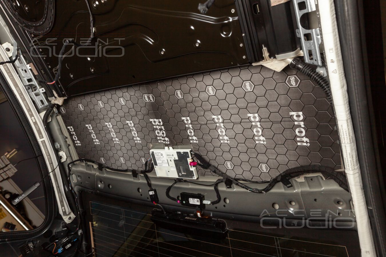 Несколько слов о шумоизоляции BMW 730LD