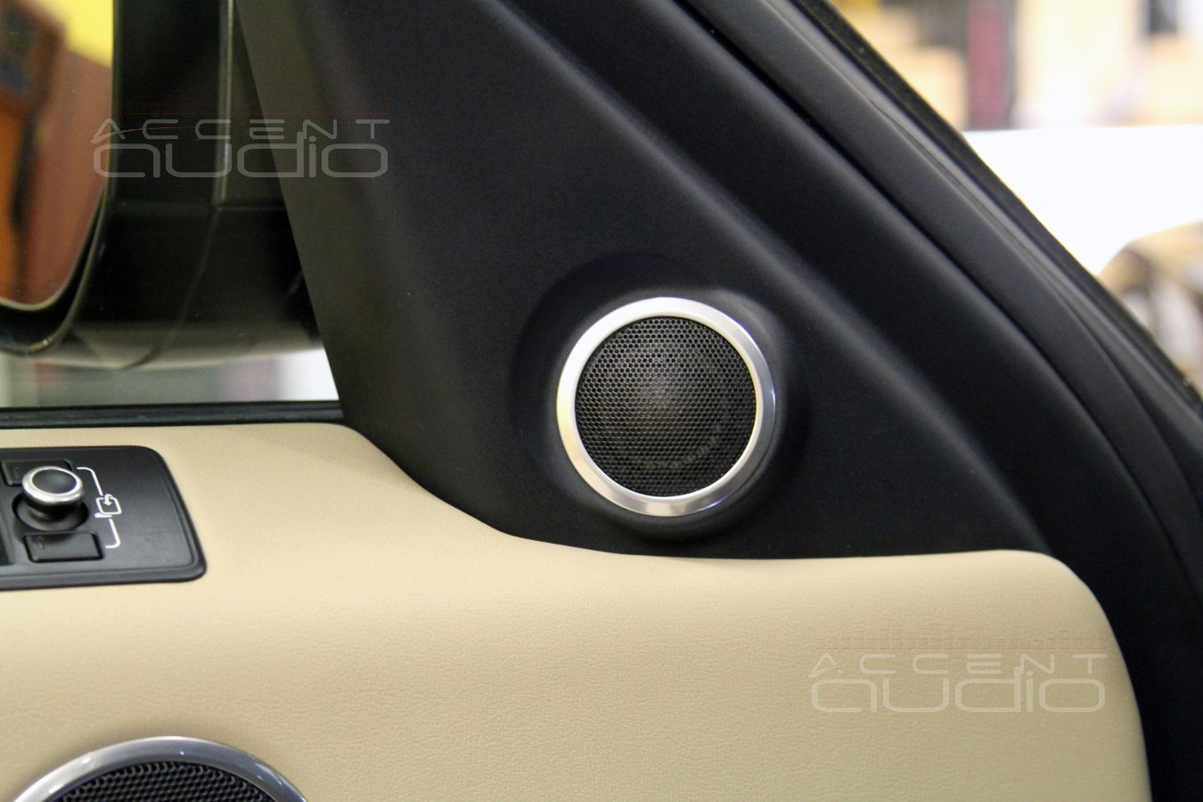 Установка роскошных пищалок в заводские места…….