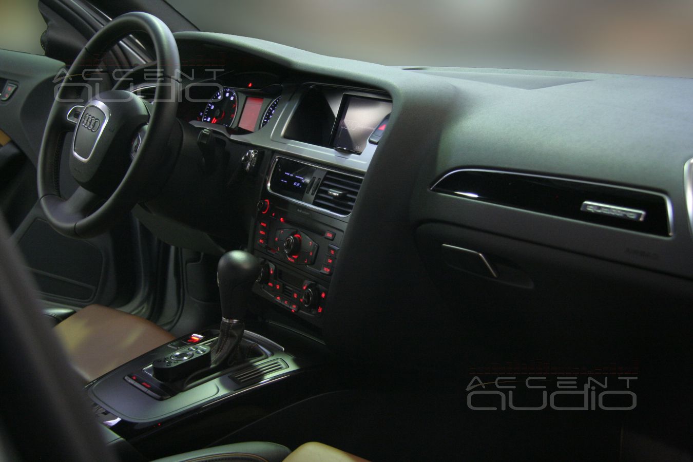 Оригинальная установка Pioneer DEX-P99RS в Audi