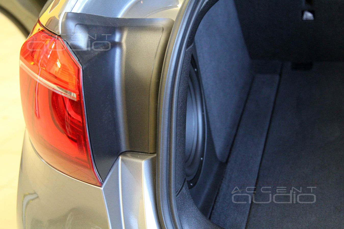 Сабвуфер SO Audio и его брутальный вид