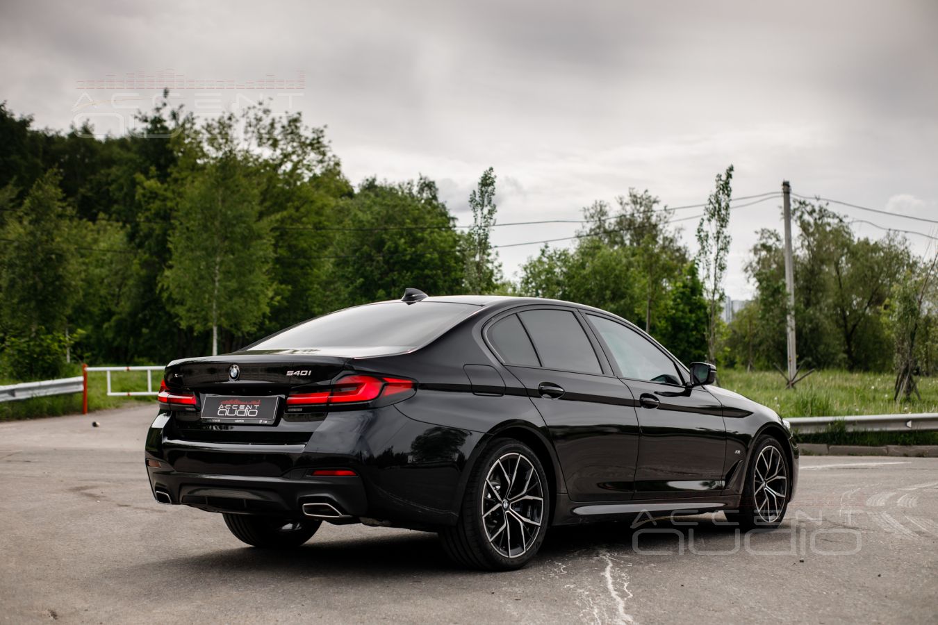 Как работает и звучит премиальная аудиосистема в новом BMW 5 серии