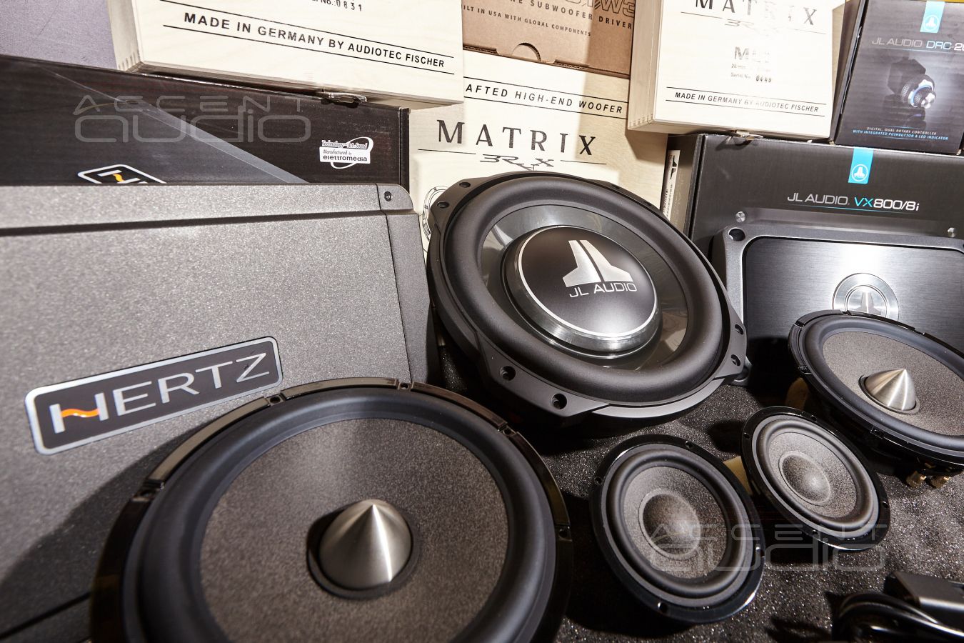 Проект аудиосистемы для Bentley Continental GT: от двух полос к трем и обратно