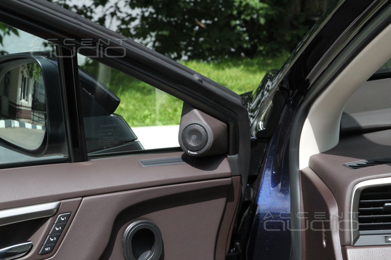 Твитеры: установка фронтальной акустики Focal Performance PS165F3 в Lexus RX350