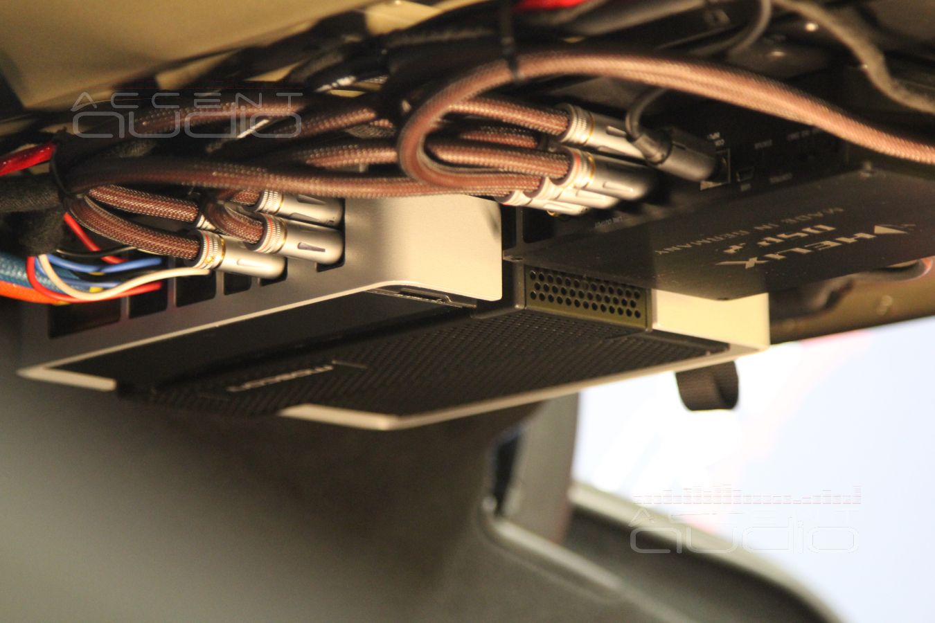 Имена для успеха: Mosconi, Helix , E.O.S и Klotz.