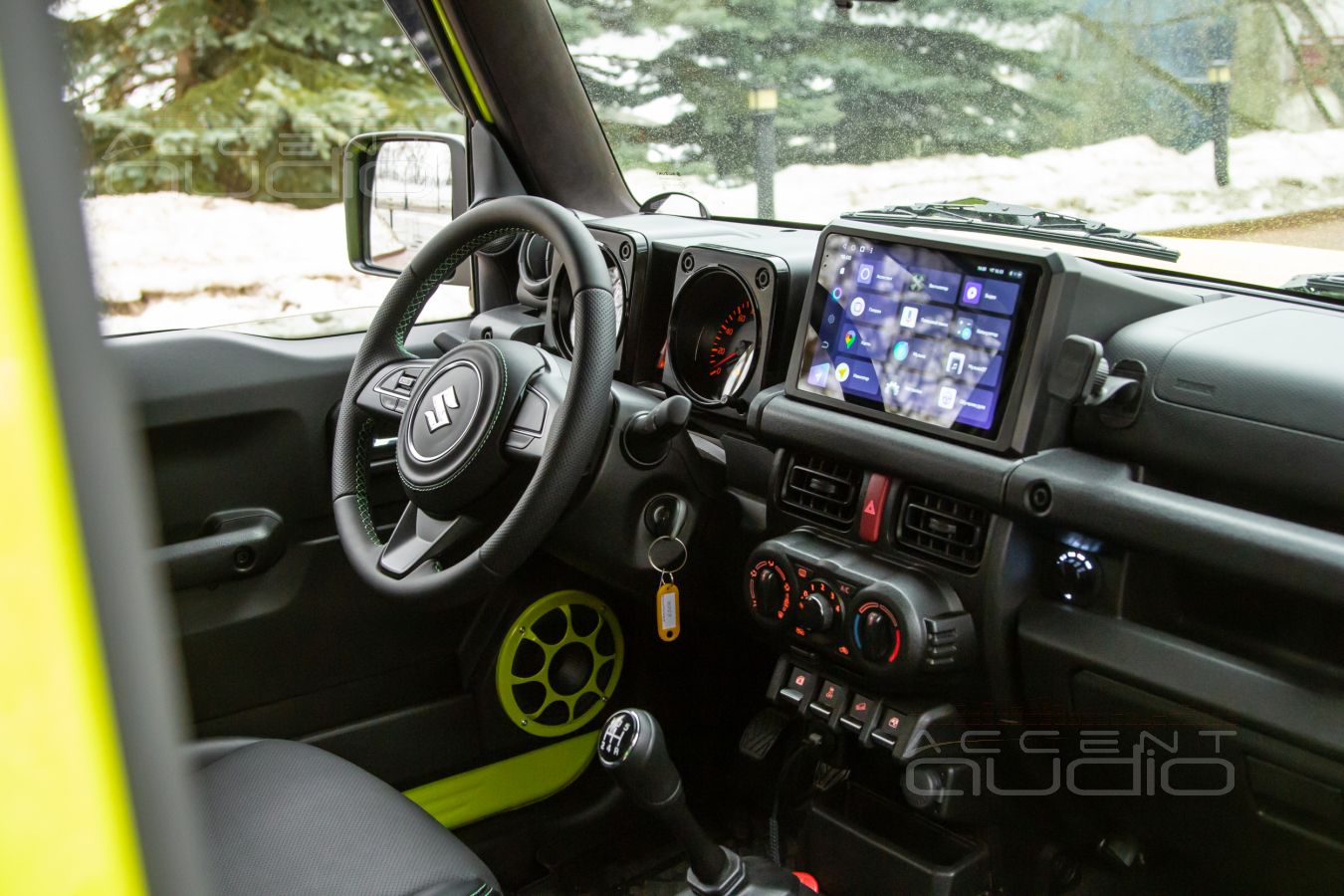 Маленький Gelandewagen теперь на максималке: звук для водителя и для тусовки