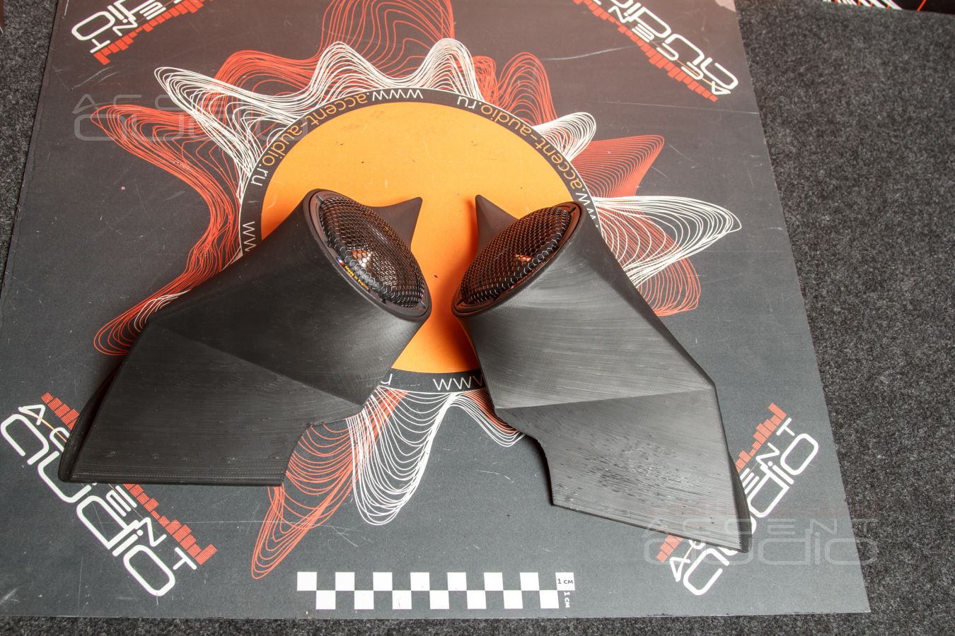 Update 2023: а что, если очень хочется трехполоску ?