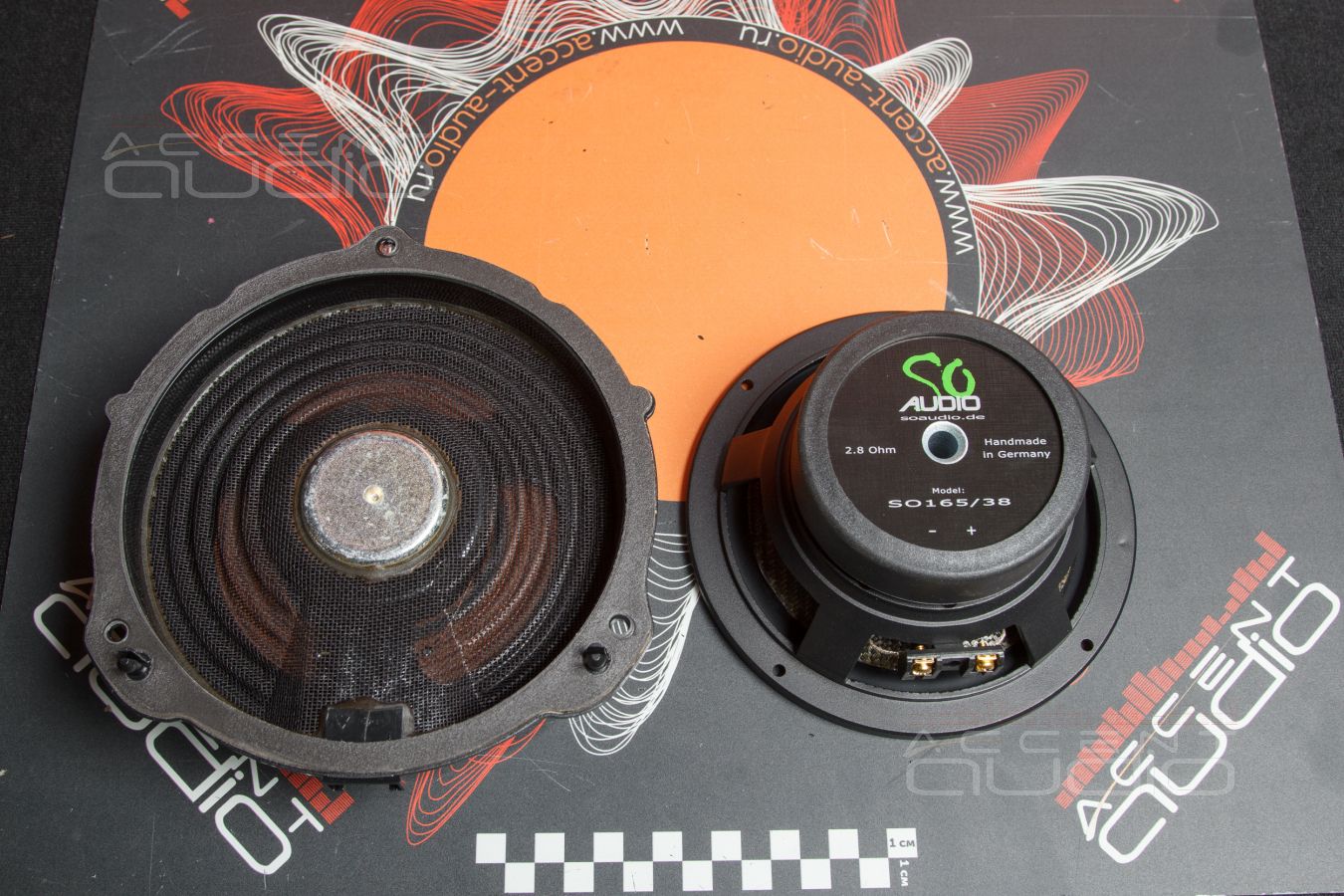 Аудиоподготовка дверей, установка мидбасовых динамиков Brax и SOAudio в Range Rover