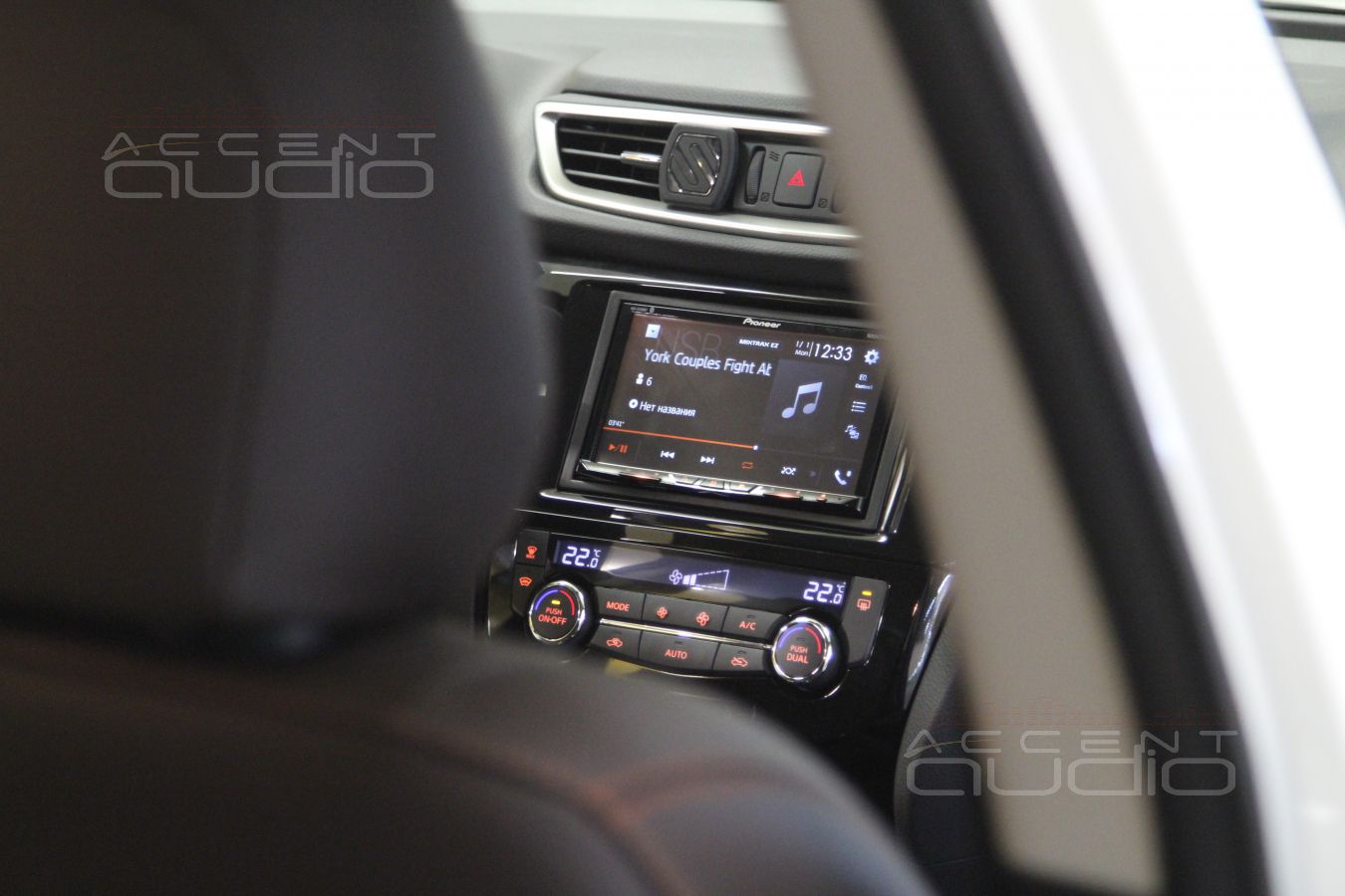 Замена штатной магнитолы в Qashqai на Pioneer AVH-Z5100BT 