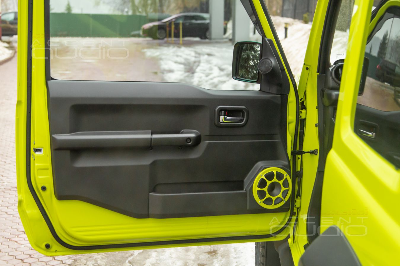 ИГРАЮЩИЕ 165мм немецкие динамики SOAudio в новом Jimny