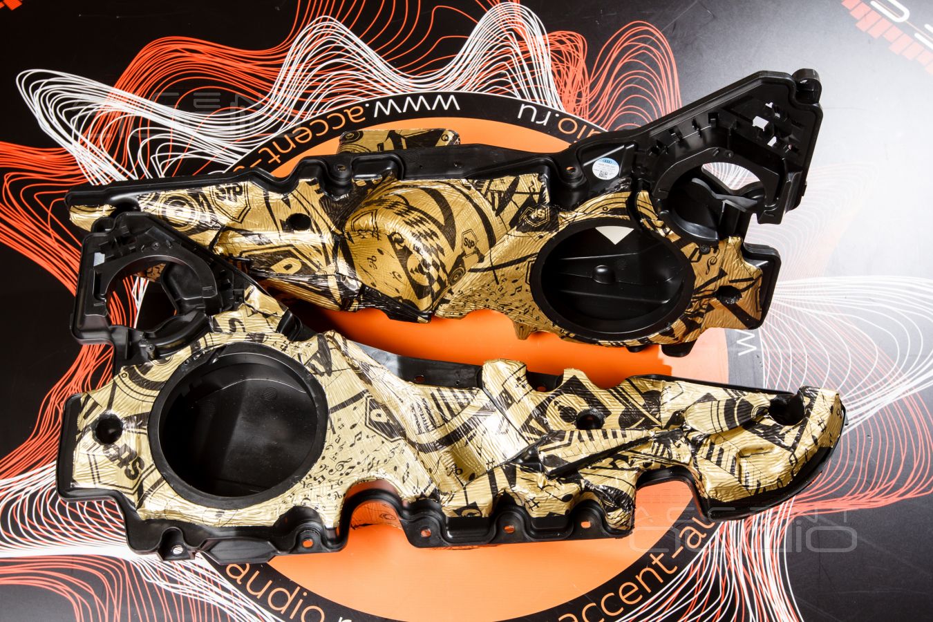 Аудиоподготовка дверей и установка мидбасов Dego Master 2000 в дверные ящики Audi Q8