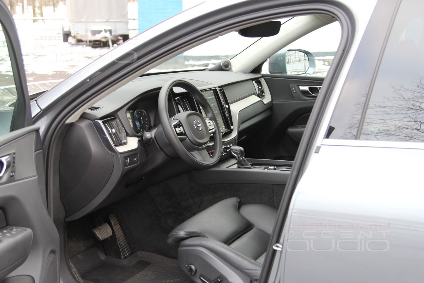 Аудиосистема в Volvo XC60 – НЕ Bowers & Wilkins, а для звучания