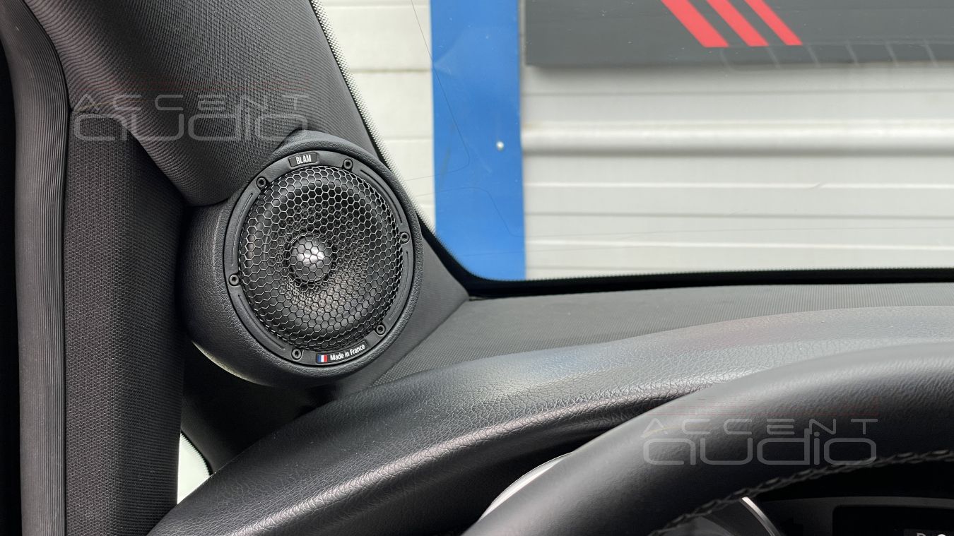 Широкополосное решение от Blam специально для Mercedes V-Class